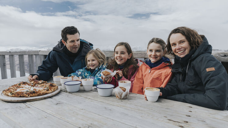 W22 Cardrona Trade High Res 42